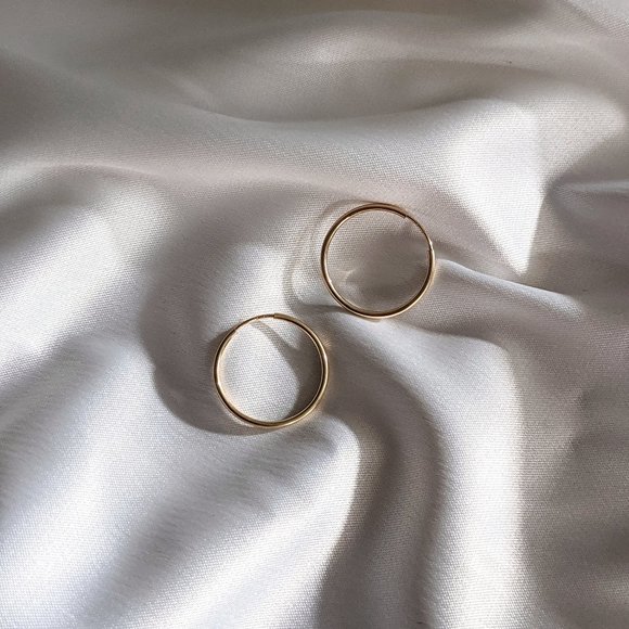 Essential Hoops Set - Picture 5 of 5